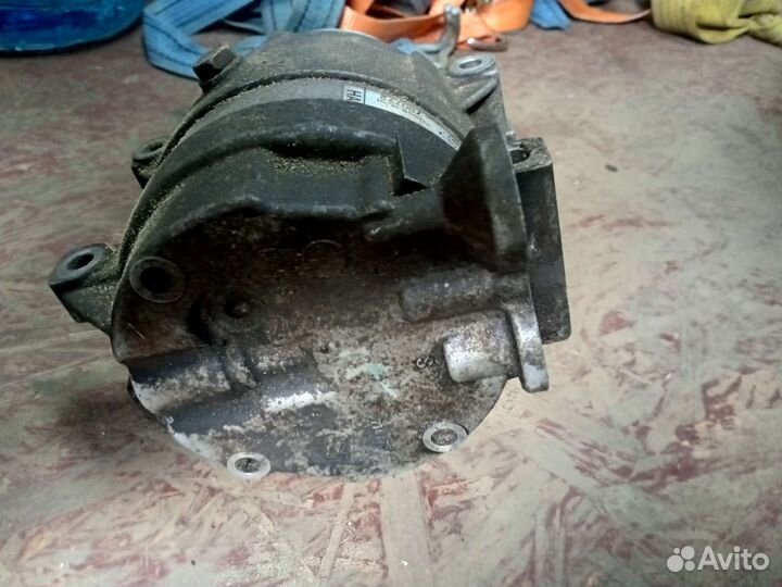 Компрессор кондиционера Шевроле Лачетти