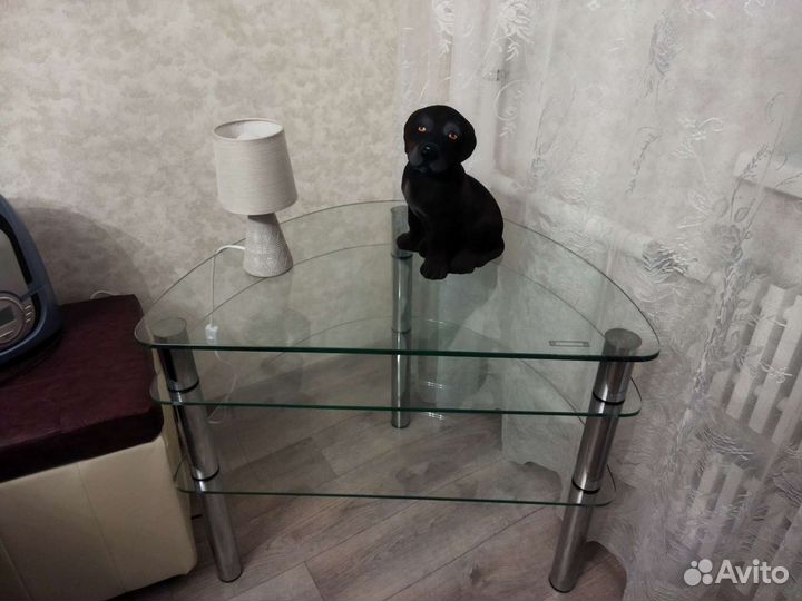 Стеклянная тумба