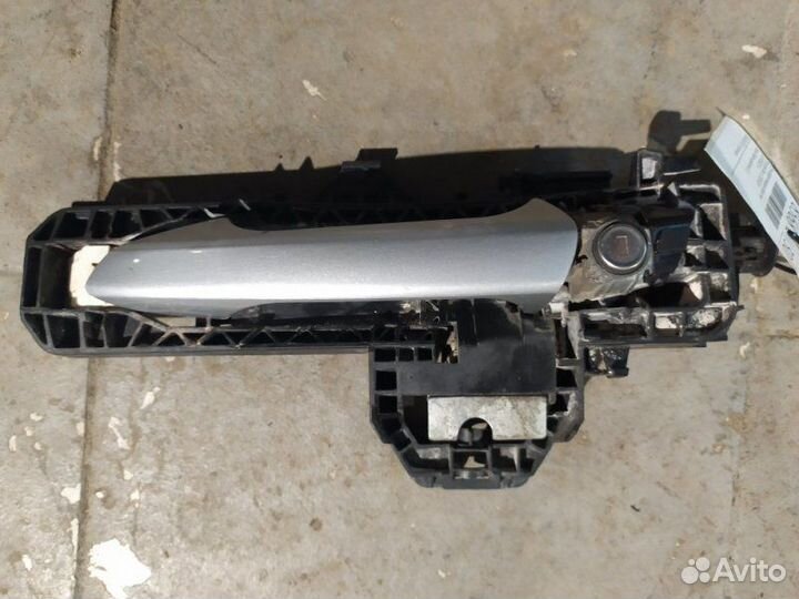 Ручка двери внешняя передняя левая Mercedes Benz