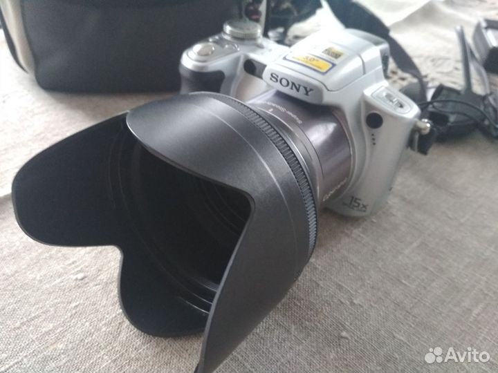 Цифровой фотоаппарат sony cyber shot