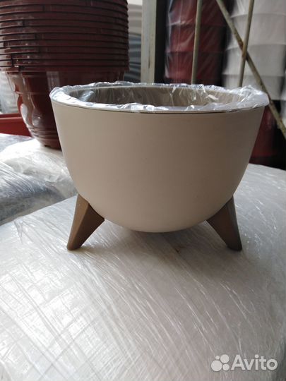 Кашпо горшок для цветов
