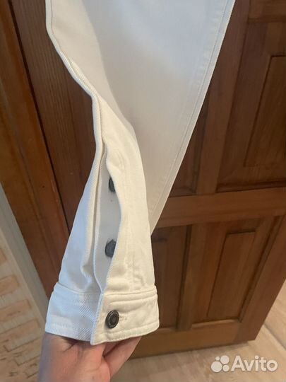 Джинсы светлые Viktor&Rolf