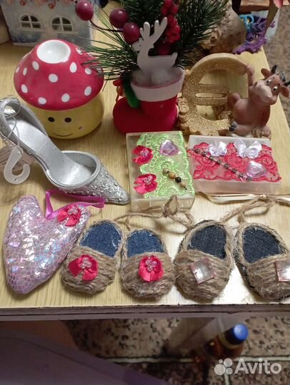 Мелочевка, сувениры, магниты разные