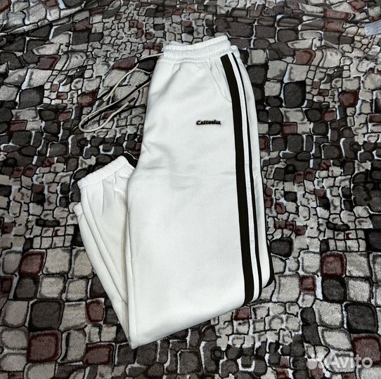 Спортивные штаны утепленные женские