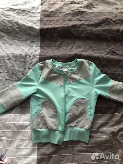 Спортивная кофта