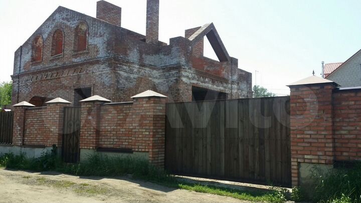 Коттедж 186,3 м² на участке 8,7 сот.