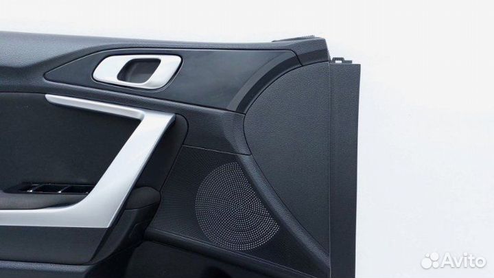 Б/У Обшивка двери Состояние отличное, оригиналnnУ