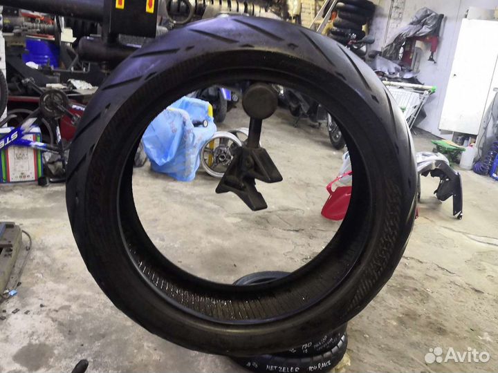 Metzeler Sportec M-5 180/55/17 Д23 (1м)