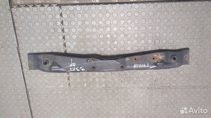 Рамка капота Mitsubishi Grandis, 2008