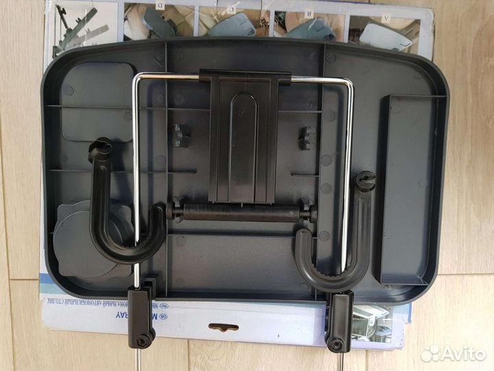 Автомобильный столик