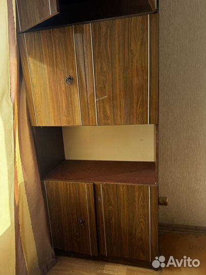 Шкаф