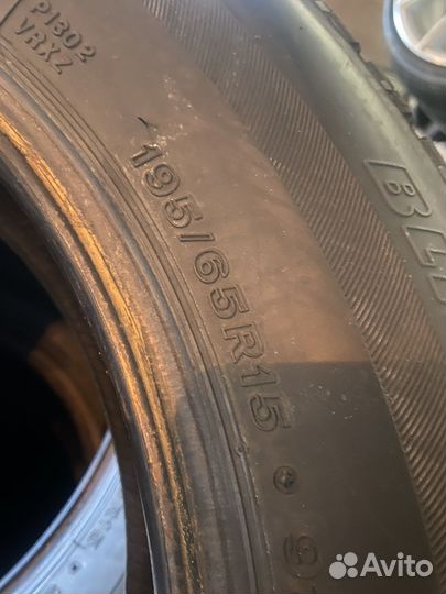 Bridgestone Blizzak VRX 195/65 R15