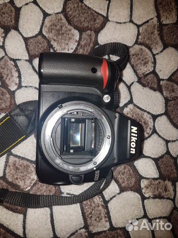 Зеркальный фотоаппарат Nikon D3000