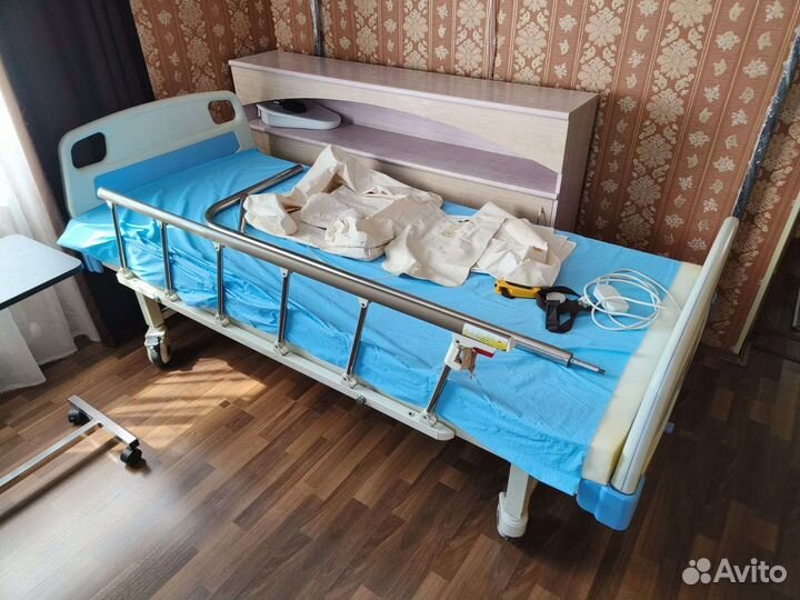 Функциональная медицинская кровать