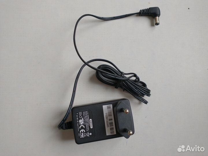 Зарядное устройство для телефона