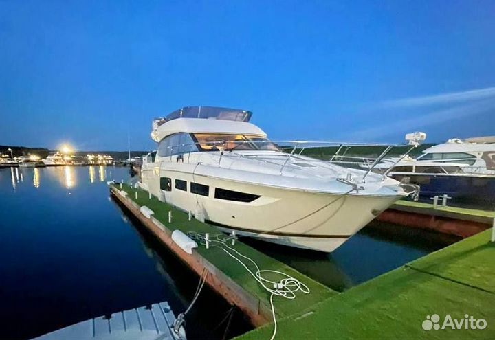 Prestige 500 FLY на IPS флаг РФ, 2012 г