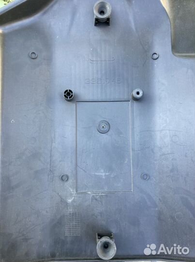 Крышка volvo penta 4.3L