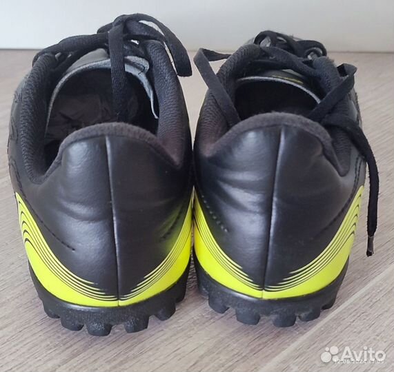 Бутсы сороконожки Adidas Copa 37,5р