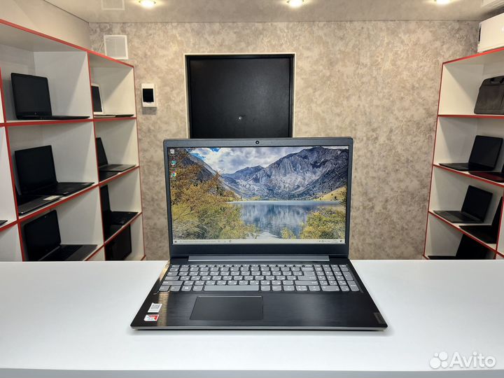 Свежий Lenovo: A6/2 видеокарты/8гб/SSD