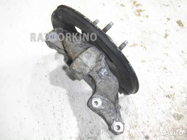 Кулак передний левый Опель