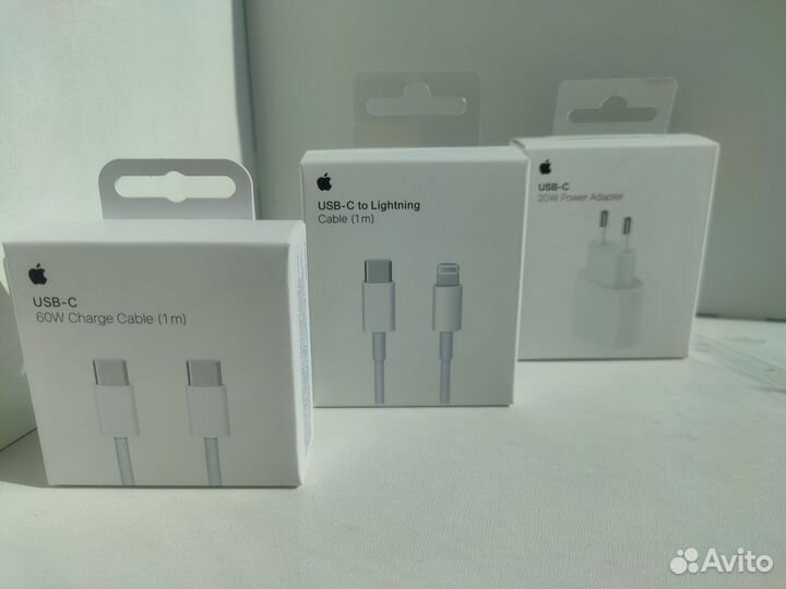 Адаптер питания Apple USB-C 20W оригинал