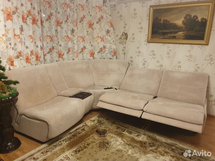 Угловой диван бу