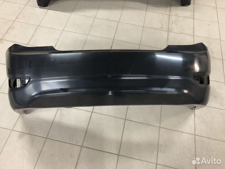 Бампер задний на hyundai solaris (седан)