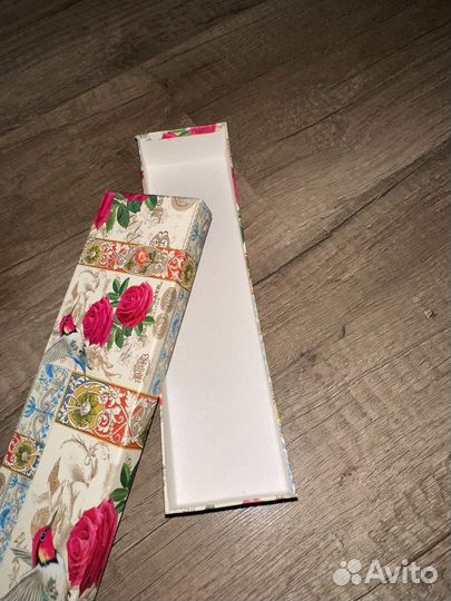 Коробка подарочная