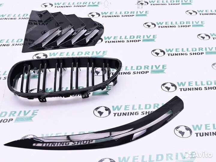 Решетки радиатора BMW 5 E60 M стиль реснички жабры