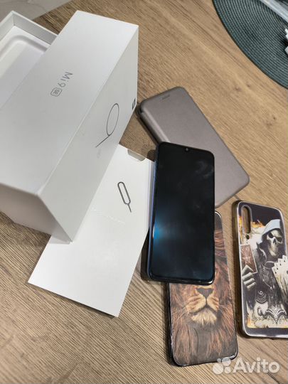 Xiaomi Mi 9 SE, 6/128 ГБ