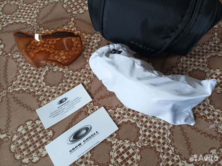 Горнолыжные очки Oakley Airbrake