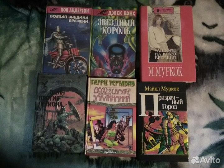 Фантастика, постап, зомбиап