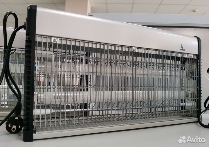 Инсектицидная лампа, ловушка для насекомых