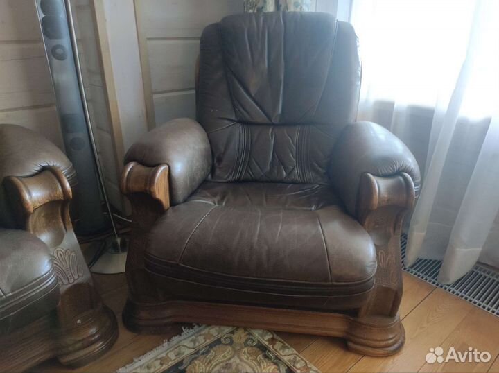 Диваны и кресла