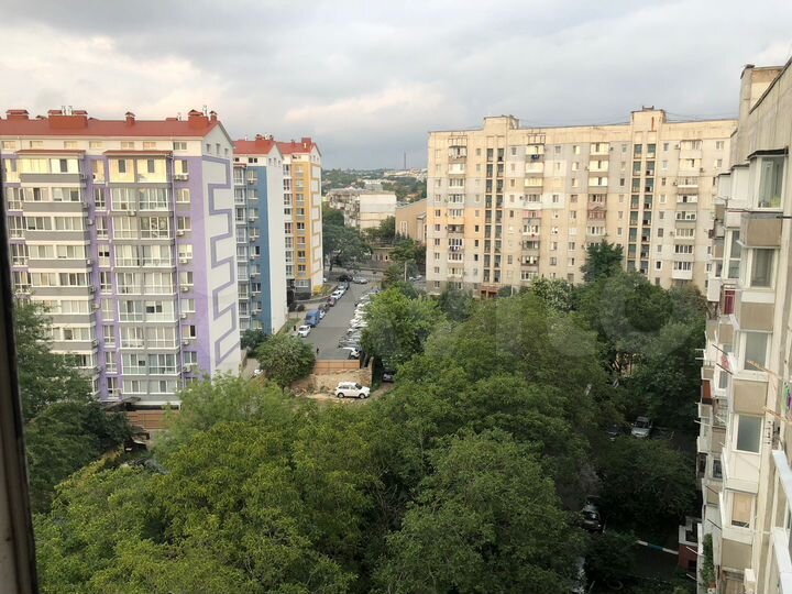 4-к. квартира, 80 м², 9/10 эт.