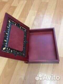 Деревянная шкатулка