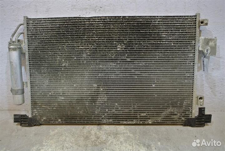 Радиатор кондиционера (конденсер) Mitsubishi Outl