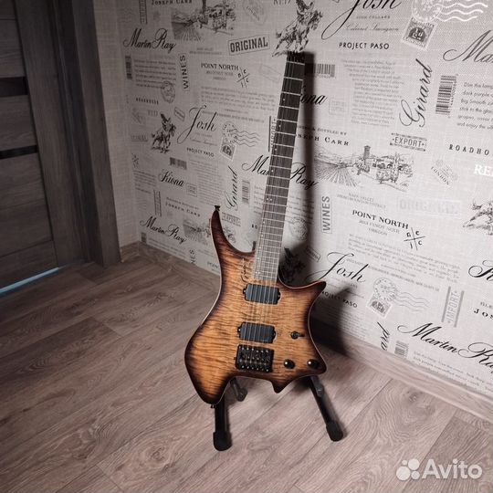 Grote безголовая электрогитара