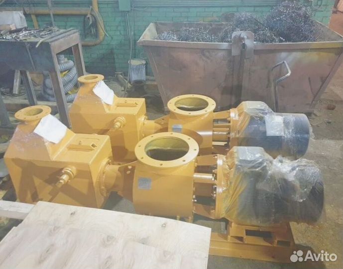 Пневмоподъемник сыпучих материалов та-52