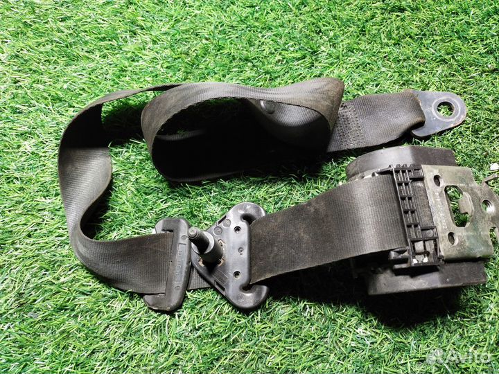 Ремень безопасности задний для Renault Logan