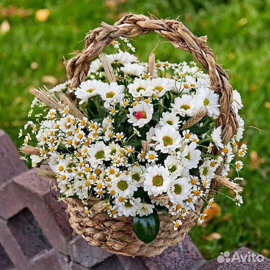 Корзина с цветами 013