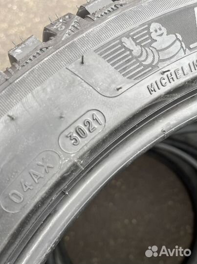 Michelin X-Ice North 4 245/45 R19