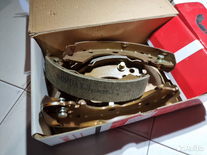 Колодки зад Toyota Corolla KE11 Nissan Pulsar EN14