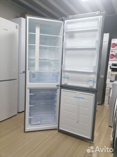 Холодильник новый серый в пленках TCL TRF-315wexa+