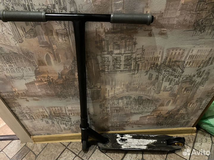 Трюковой самокат