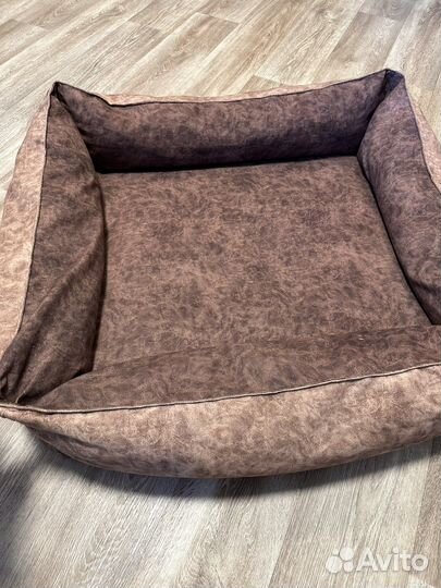 Лежанка для собак средних и крупных пород
