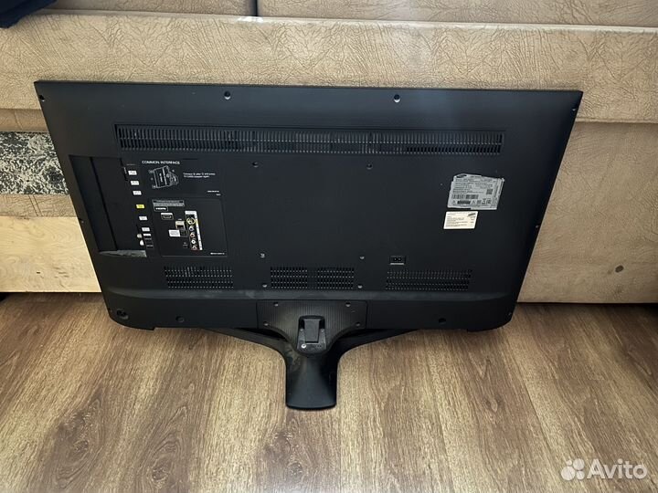 Телевизор Samsung UE40J6200AU