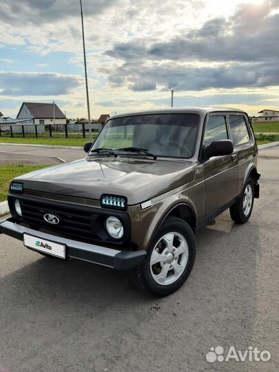 LADA 4x4 (Нива) 1.6 МТ, 2017, 27 000 км