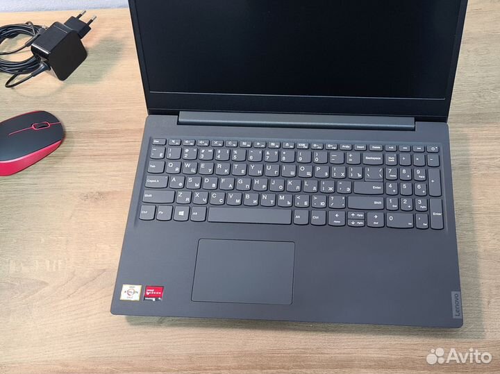 Ноутбук Lenovo