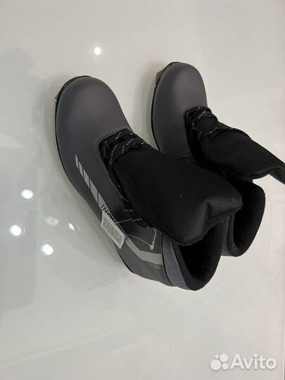 Лыжные ботинки inovik 43 размер абсолютно новые